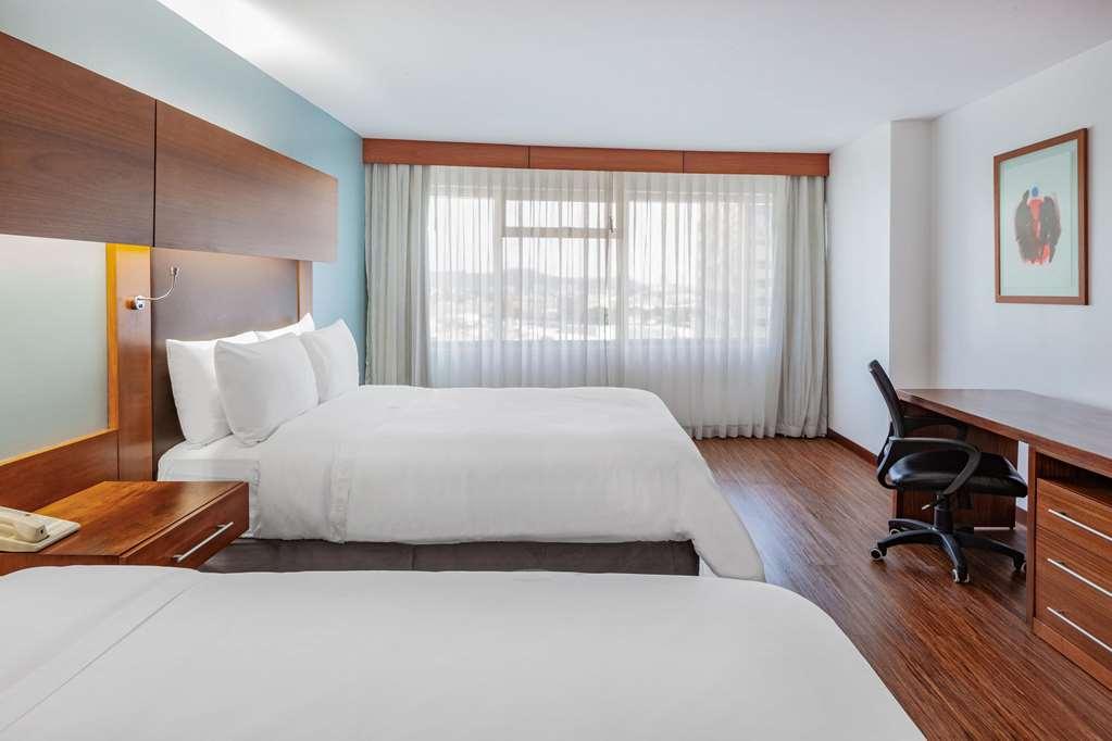 Tryp Guayaquil Hotel Szoba fotó