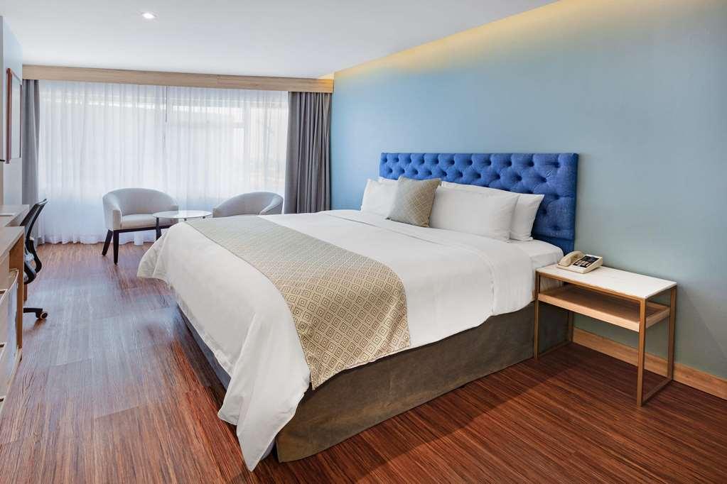 Tryp Guayaquil Hotel Szoba fotó